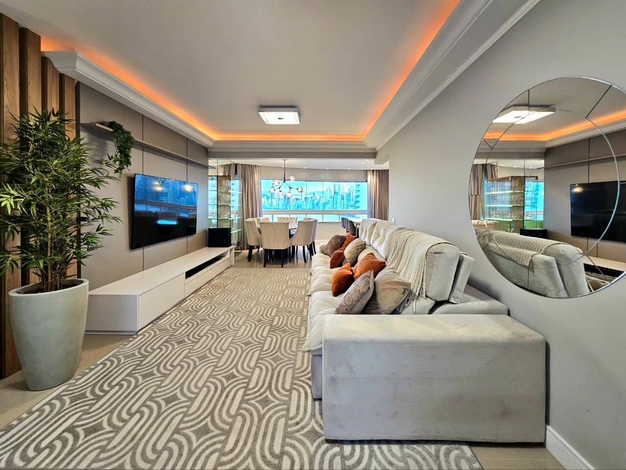 Apartamento Mobiliado Com Vista Mar | Ed. Luz do Mar | Quadra Mar | BC